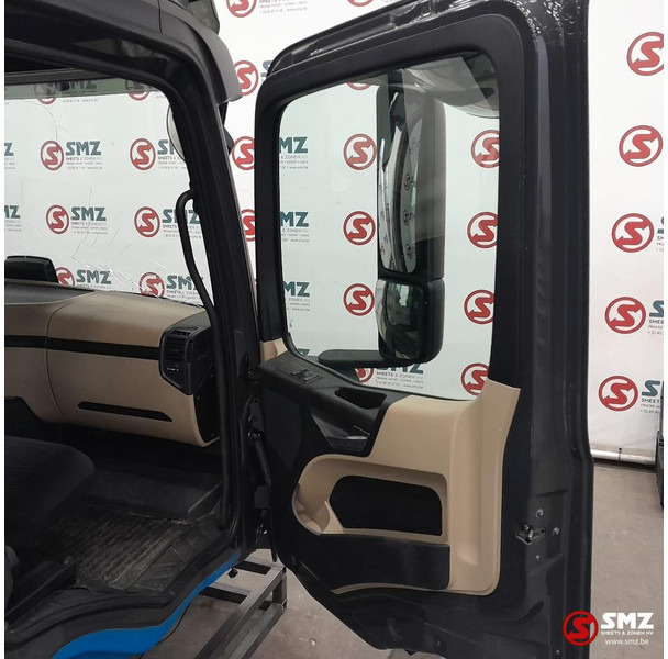 Kabīne un interjers - Kravas automašīna Mercedes-Benz Occ cabine Mercedes Actros MP4 low: foto 7 Kabīne un interjers - Kravas automašīna Mercedes-Benz Occ cabine Mercedes Actros MP4 low: foto 7