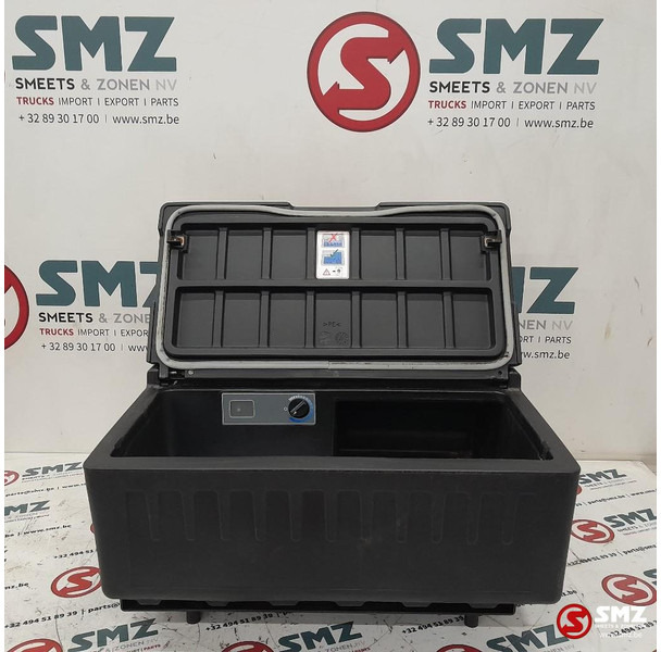 Mercedes-Benz Occ koelkast Mercedes - Kabīne un interjers - Kravas automašīna: foto 1 Mercedes-Benz Occ koelkast Mercedes - Kabīne un interjers - Kravas automašīna: foto 1