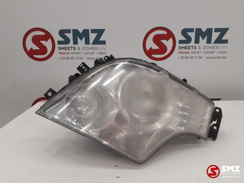 Mercedes-Benz Occ koplamp links Mercedes Actros MP4 - Tuvās gaismas - Kravas automašīna: foto 1 Mercedes-Benz Occ koplamp links Mercedes Actros MP4 - Tuvās gaismas - Kravas automašīna: foto 1