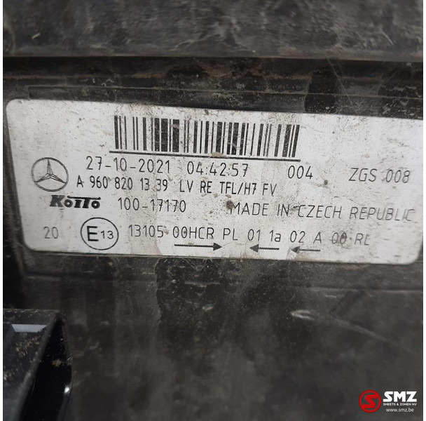 Mercedes-Benz Occ koplamp rechts Mercedes - Tuvās gaismas - Kravas automašīna: foto 3 Mercedes-Benz Occ koplamp rechts Mercedes - Tuvās gaismas - Kravas automašīna: foto 3