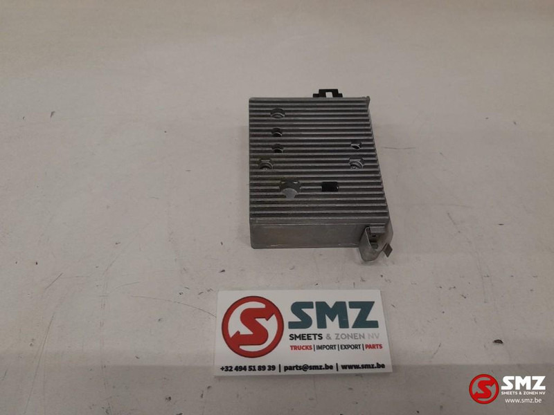 Mercedes-Benz Occ omvormer 24V/12V 18A Mercedes - Elektrosistēma - Kravas automašīna: foto 4 Mercedes-Benz Occ omvormer 24V/12V 18A Mercedes - Elektrosistēma - Kravas automašīna: foto 4