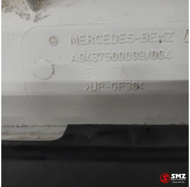 Mercedes-Benz Occ radiatorgrille Mercedes - Radiatora reste - Kravas automašīna: foto 3 Mercedes-Benz Occ radiatorgrille Mercedes - Radiatora reste - Kravas automašīna: foto 3