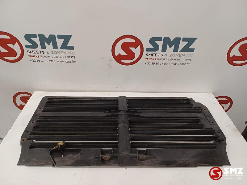 Mercedes-Benz Occ radiatorrooster Mercedes - Radiators - Kravas automašīna: foto 1 Mercedes-Benz Occ radiatorrooster Mercedes - Radiators - Kravas automašīna: foto 1