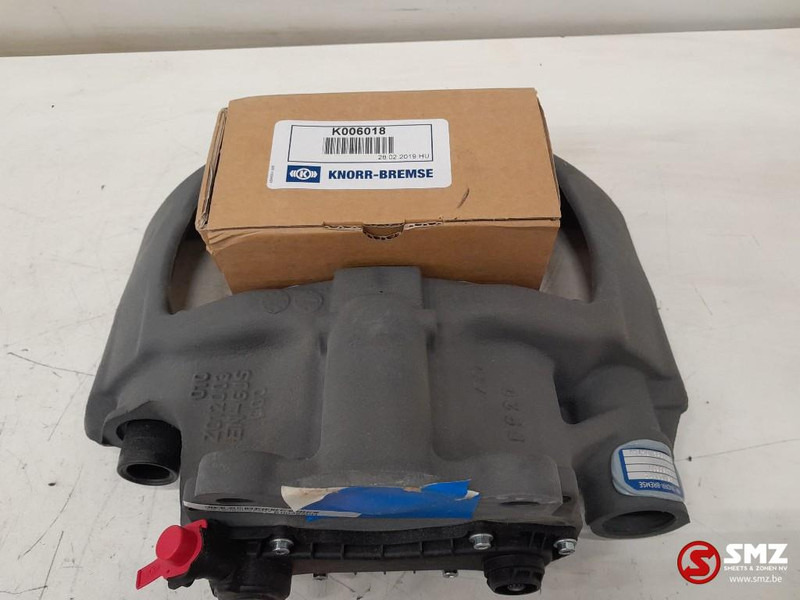 Mercedes-Benz Occ remklauw links + reparatieset Mercedes - Bremžu suports - Kravas automašīna: foto 3 Mercedes-Benz Occ remklauw links + reparatieset Mercedes - Bremžu suports - Kravas automašīna: foto 3