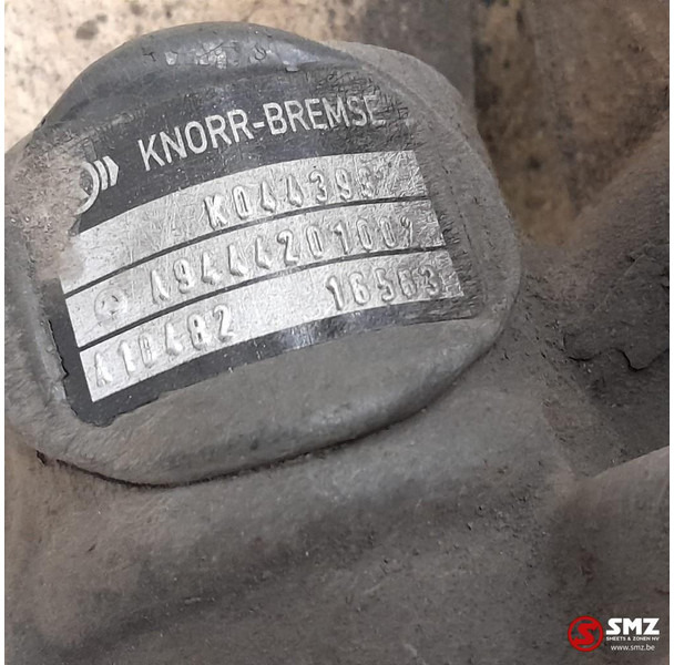 Mercedes-Benz Occ remklauw linksachter Mercedes - Bremžu suports - Kravas automašīna: foto 5 Mercedes-Benz Occ remklauw linksachter Mercedes - Bremžu suports - Kravas automašīna: foto 5