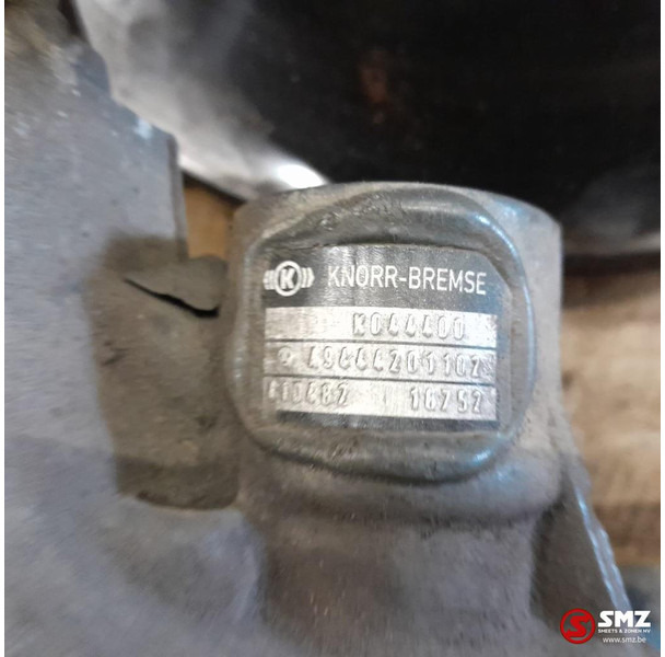 Mercedes-Benz Occ remklauw rechtsachter Mercedes - Bremžu suports - Kravas automašīna: foto 5 Mercedes-Benz Occ remklauw rechtsachter Mercedes - Bremžu suports - Kravas automašīna: foto 5