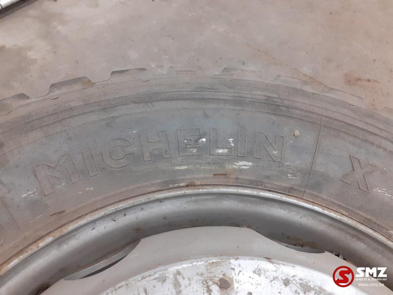 Michelin Occ vrachtwagenband Michelin 265/70R19.5 - Riepa - Kravas automašīna: foto 2 Michelin Occ vrachtwagenband Michelin 265/70R19.5 - Riepa - Kravas automašīna: foto 2