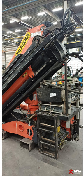 Palfinger Occ Autolaadkraan Palfinger PK18002 - 4 + radio - Strēle - Iekraušanas tehnika: foto 3 Palfinger Occ Autolaadkraan Palfinger PK18002 - 4 + radio - Strēle - Iekraušanas tehnika: foto 3