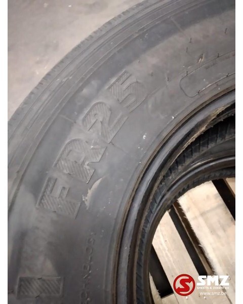 Pirelli Occ vrachtwagenband Pirelli FR25 315/80R22.5 - Riepa - Kravas automašīna: foto 4 Pirelli Occ vrachtwagenband Pirelli FR25 315/80R22.5 - Riepa - Kravas automašīna: foto 4