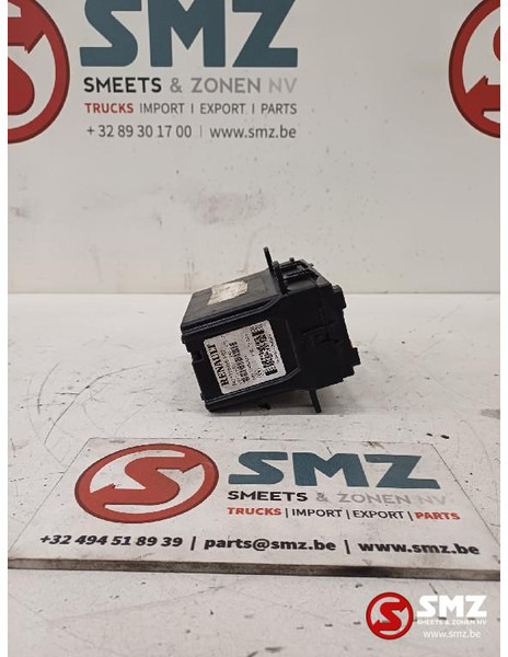 Renault Occ ECU VECU-BBM regeleenheid Renault - Elektroniskais vadības bloks (ECU) - Kravas automašīna: foto 4 Renault Occ ECU VECU-BBM regeleenheid Renault - Elektroniskais vadības bloks (ECU) - Kravas automašīna: foto 4