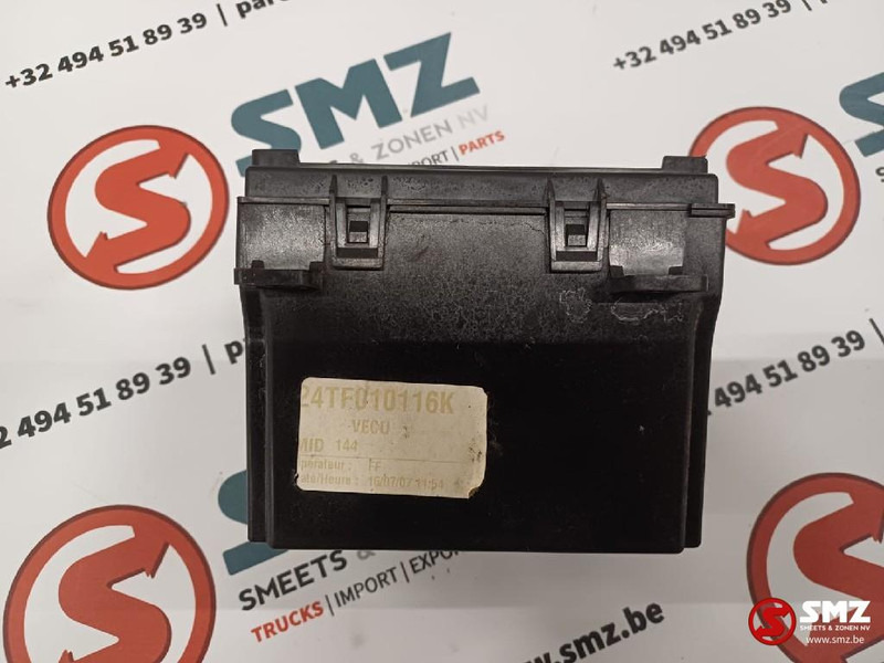 Renault Occ ECU VECU regeleenheid Renault - Elektroniskais vadības bloks (ECU) - Kravas automašīna: foto 3 Renault Occ ECU VECU regeleenheid Renault - Elektroniskais vadības bloks (ECU) - Kravas automašīna: foto 3