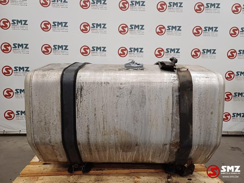 Renault Occ brandstoftank 400L Renault - Degvielas tvertne - Kravas automašīna: foto 1 Renault Occ brandstoftank 400L Renault - Degvielas tvertne - Kravas automašīna: foto 1