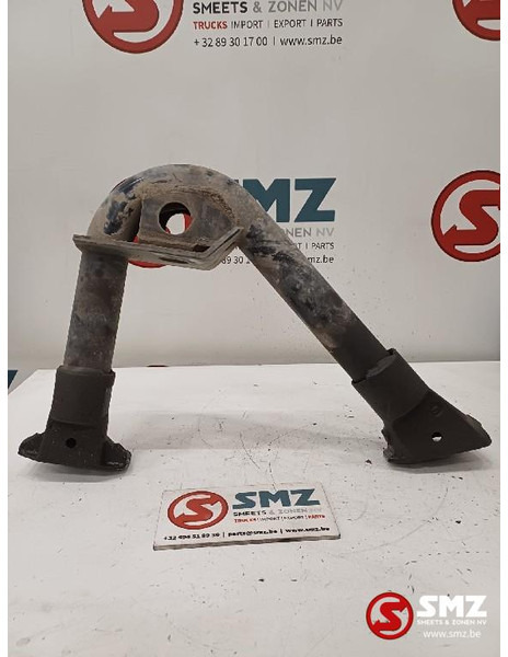 Renault Occ bumperbevestigingssteun rechts Renault - Buferis - Kravas automašīna: foto 2 Renault Occ bumperbevestigingssteun rechts Renault - Buferis - Kravas automašīna: foto 2