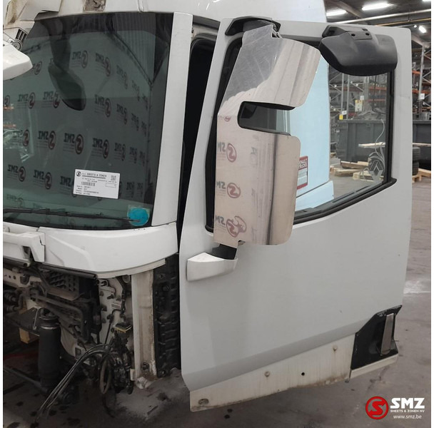 Renault Occ cabine RHD Renault T - Kabīne un interjers - Kravas automašīna: foto 3 Renault Occ cabine RHD Renault T - Kabīne un interjers - Kravas automašīna: foto 3