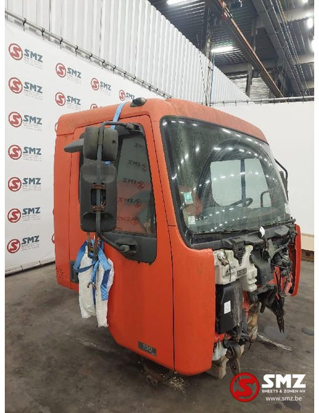 Renault Occ cabine compleet Renault Midlum - Kabīne un interjers - Kravas automašīna: foto 2 Renault Occ cabine compleet Renault Midlum - Kabīne un interjers - Kravas automašīna: foto 2