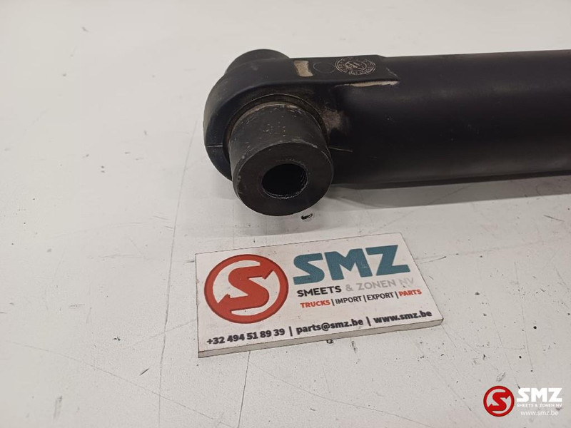 Renault Occ cabinekantelcilinder Renault - Rāmis/ Šasija - Kravas automašīna: foto 3 Renault Occ cabinekantelcilinder Renault - Rāmis/ Šasija - Kravas automašīna: foto 3