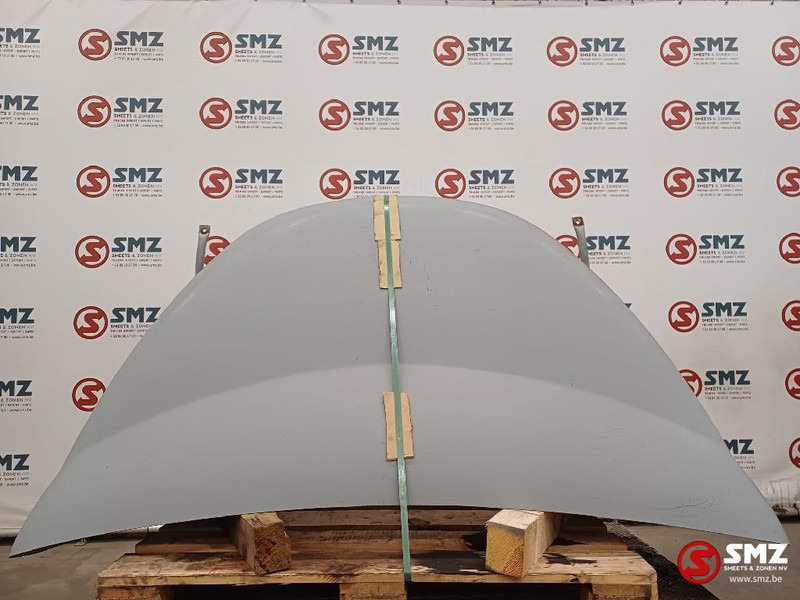 Renault Occ dakspoiler Renault - Aerodinamika/ Spoileris - Kravas automašīna: foto 1 Renault Occ dakspoiler Renault - Aerodinamika/ Spoileris - Kravas automašīna: foto 1