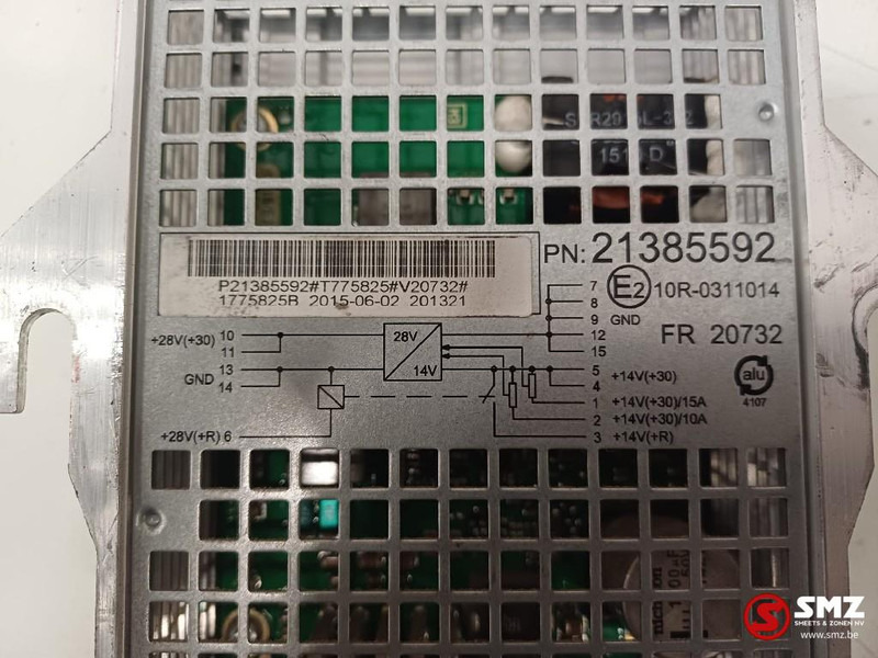 Renault Occ omvormer 28V-14V Renault - Elektrosistēma - Kravas automašīna: foto 3 Renault Occ omvormer 28V-14V Renault - Elektrosistēma - Kravas automašīna: foto 3