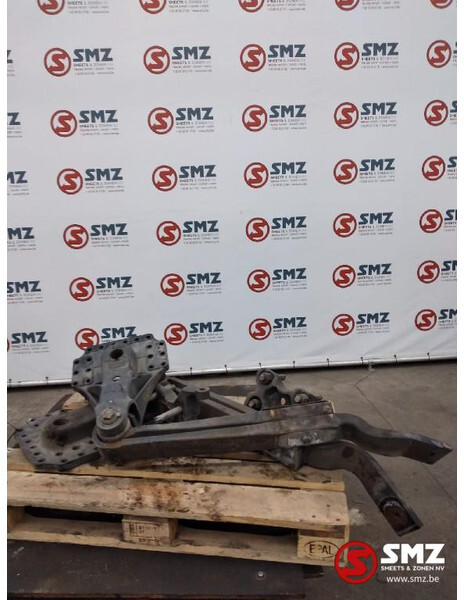 Renault Occ set veersteunen + armen Renault T 21682249 216 - Stūres iekārta - Kravas automašīna: foto 2 Renault Occ set veersteunen + armen Renault T 21682249 216 - Stūres iekārta - Kravas automašīna: foto 2