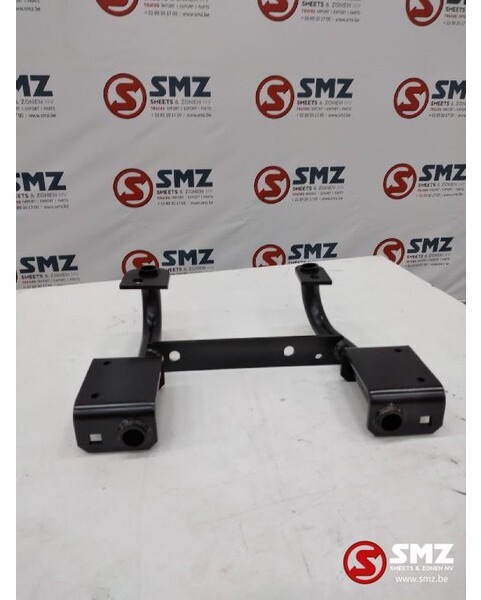 Renault Occ steun opstapbak rechts Kerax - Pakāpiens - Kravas automašīna: foto 1 Renault Occ steun opstapbak rechts Kerax - Pakāpiens - Kravas automašīna: foto 1