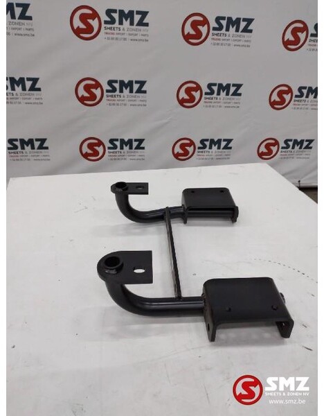 Renault Occ steun opstapbak rechts Kerax - Pakāpiens - Kravas automašīna: foto 2 Renault Occ steun opstapbak rechts Kerax - Pakāpiens - Kravas automašīna: foto 2