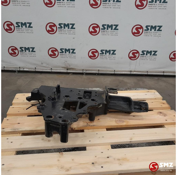 Renault Occ voorbumperbeugel links Renault - Rāmis/ Šasija - Kravas automašīna: foto 2 Renault Occ voorbumperbeugel links Renault - Rāmis/ Šasija - Kravas automašīna: foto 2