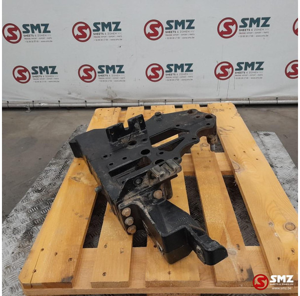 Renault Occ voorbumperbeugel rechts Renault - Rāmis/ Šasija - Kravas automašīna: foto 2 Renault Occ voorbumperbeugel rechts Renault - Rāmis/ Šasija - Kravas automašīna: foto 2