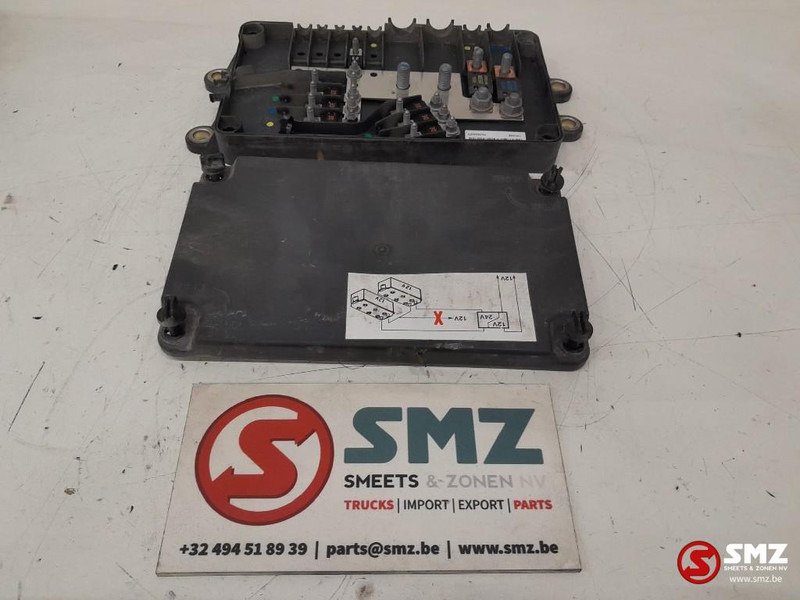 Renault Occ zekeringskast Renault - Elektrosistēma - Kravas automašīna: foto 2 Renault Occ zekeringskast Renault - Elektrosistēma - Kravas automašīna: foto 2