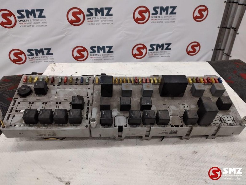 Scania Occ Zekeringskast Scania 4-serie - Drošinātājs - Kravas automašīna: foto 1 Scania Occ Zekeringskast Scania 4-serie - Drošinātājs - Kravas automašīna: foto 1