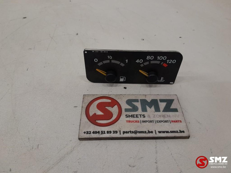 Scania Occ motortemperatuur / brandstofmeter 4 Scania - Mērinstrumentu panelis - Kravas automašīna: foto 1 Scania Occ motortemperatuur / brandstofmeter 4 Scania - Mērinstrumentu panelis - Kravas automašīna: foto 1