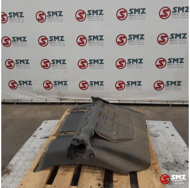 Scania Occ spatbord achteraan rechts vooraan links Scania - Virsbūve un ārpuse - Kravas automašīna: foto 4 Scania Occ spatbord achteraan rechts vooraan links Scania - Virsbūve un ārpuse - Kravas automašīna: foto 4