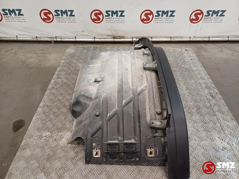 Scania Occ spatbord rechts vooraan Scania - Virsbūve un ārpuse - Kravas automašīna: foto 4 Scania Occ spatbord rechts vooraan Scania - Virsbūve un ārpuse - Kravas automašīna: foto 4