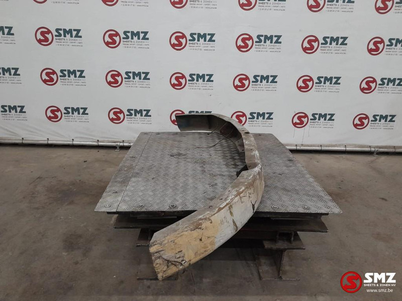 Scania Occ voorbumper L Scania - Buferis - Kravas automašīna: foto 3 Scania Occ voorbumper L Scania - Buferis - Kravas automašīna: foto 3