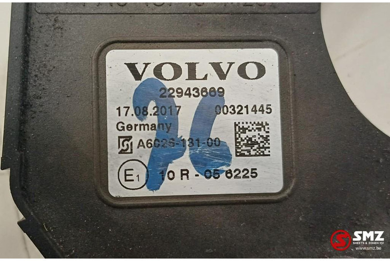 Volvo Occ klokspring + stuurplaat + sensor Volvo - Elektrosistēma - Kravas automašīna: foto 4 Volvo Occ klokspring + stuurplaat + sensor Volvo - Elektrosistēma - Kravas automašīna: foto 4