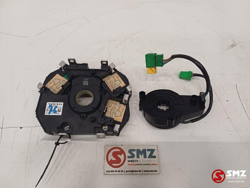Volvo Occ klokspring + stuurplaat + sensor Volvo - Elektrosistēma - Kravas automašīna: foto 1 Volvo Occ klokspring + stuurplaat + sensor Volvo - Elektrosistēma - Kravas automašīna: foto 1