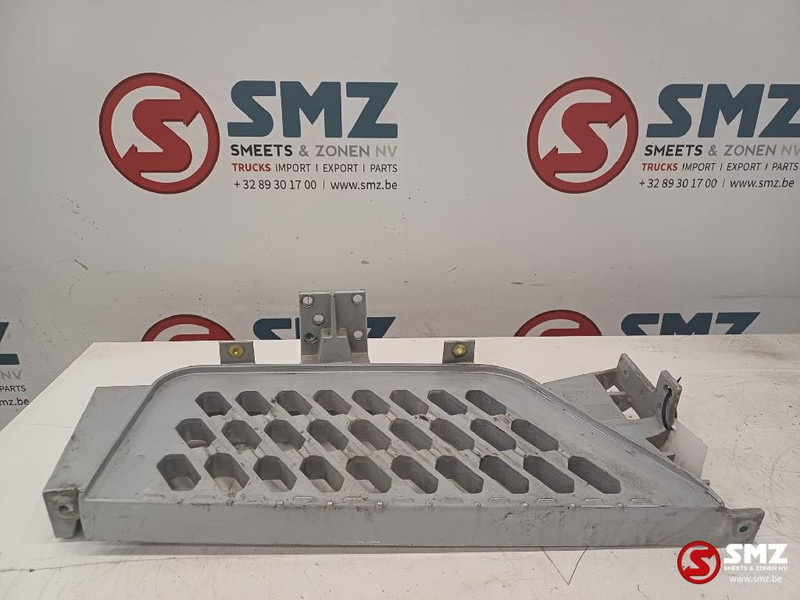 Volvo Occ opstaptrede links Volvo - Kabīne un interjers - Kravas automašīna: foto 1 Volvo Occ opstaptrede links Volvo - Kabīne un interjers - Kravas automašīna: foto 1