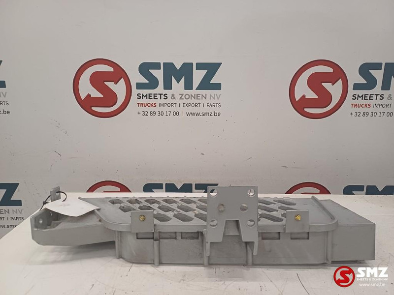 Volvo Occ opstaptrede links Volvo - Kabīne un interjers - Kravas automašīna: foto 3 Volvo Occ opstaptrede links Volvo - Kabīne un interjers - Kravas automašīna: foto 3