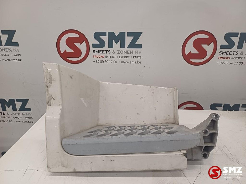 Volvo Occ opstaptrede rechts Volvo - Kabīne un interjers - Kravas automašīna: foto 1 Volvo Occ opstaptrede rechts Volvo - Kabīne un interjers - Kravas automašīna: foto 1