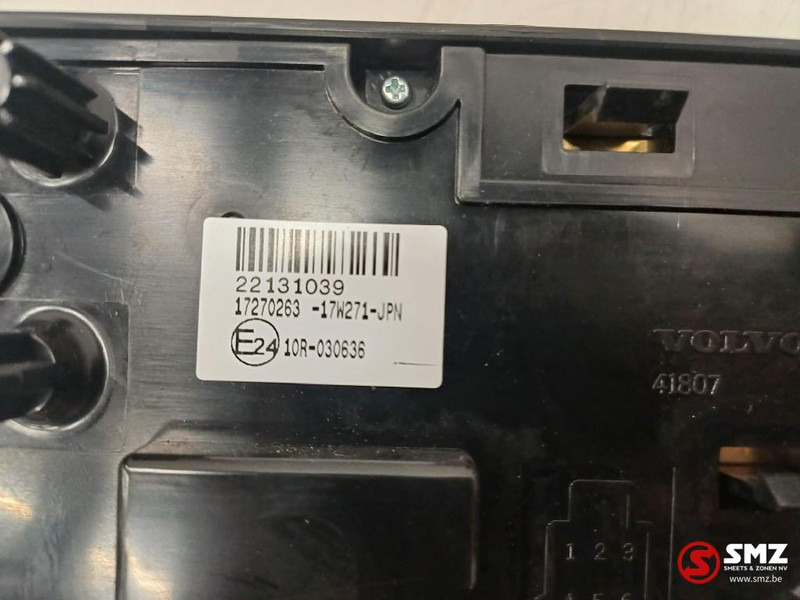 Volvo Occ radiobesturingseenheid Volvo - Elektrosistēma - Kravas automašīna: foto 4 Volvo Occ radiobesturingseenheid Volvo - Elektrosistēma - Kravas automašīna: foto 4