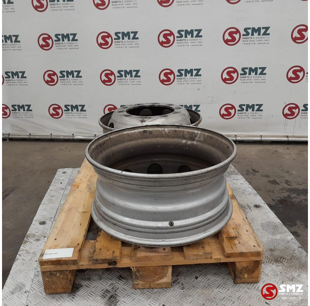 Volvo Occ set van 2 velgen 22.5x9.00 Volvo - Riteņa disks - Kravas automašīna: foto 4 Volvo Occ set van 2 velgen 22.5x9.00 Volvo - Riteņa disks - Kravas automašīna: foto 4