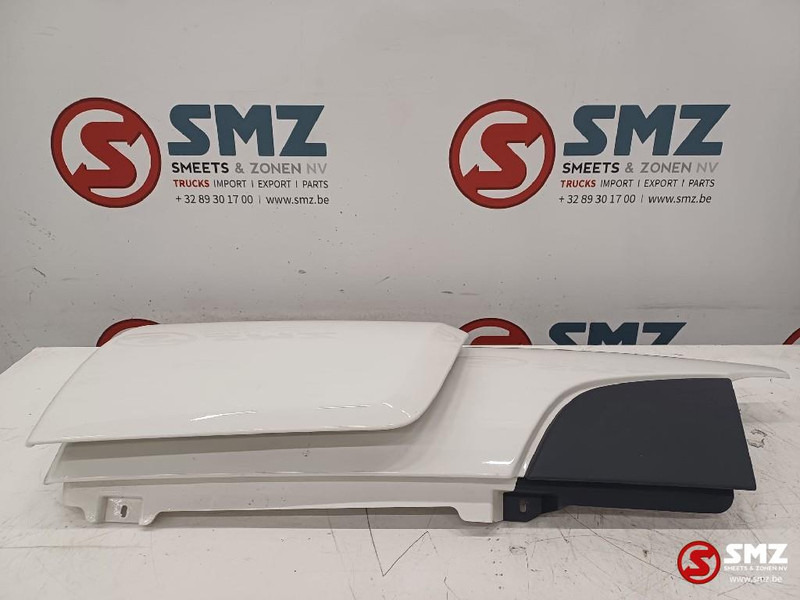 Volvo Occ windgeleider rechts Volvo - Kabīne un interjers - Kravas automašīna: foto 1 Volvo Occ windgeleider rechts Volvo - Kabīne un interjers - Kravas automašīna: foto 1