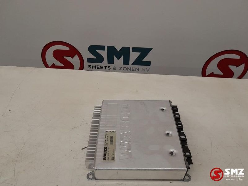 Wabco Occ ECU besturingseenheid Wabco 4461350030 - Elektroniskais vadības bloks (ECU) - Kravas automašīna: foto 4 Wabco Occ ECU besturingseenheid Wabco 4461350030 - Elektroniskais vadības bloks (ECU) - Kravas automašīna: foto 4
