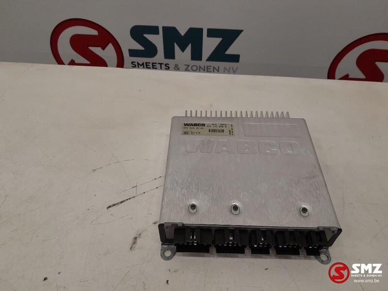 Wabco Occ ECU besturingseenheid Wabco 4461350030 - Elektroniskais vadības bloks (ECU) - Kravas automašīna: foto 2 Wabco Occ ECU besturingseenheid Wabco 4461350030 - Elektroniskais vadības bloks (ECU) - Kravas automašīna: foto 2