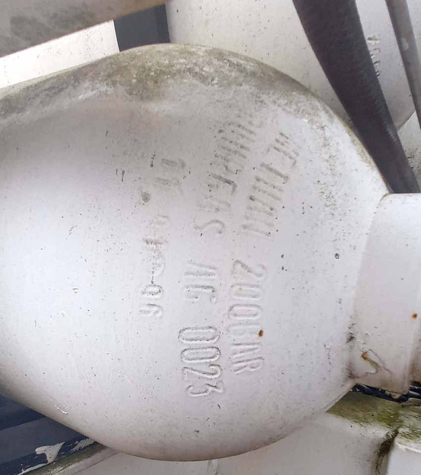 SAMRO Gas semi-trailer tube used for CNG Methane Erdgas 200 Bar - Piekabe: foto 4 SAMRO Gas semi-trailer tube used for CNG Methane Erdgas 200 Bar - Piekabe: foto 4