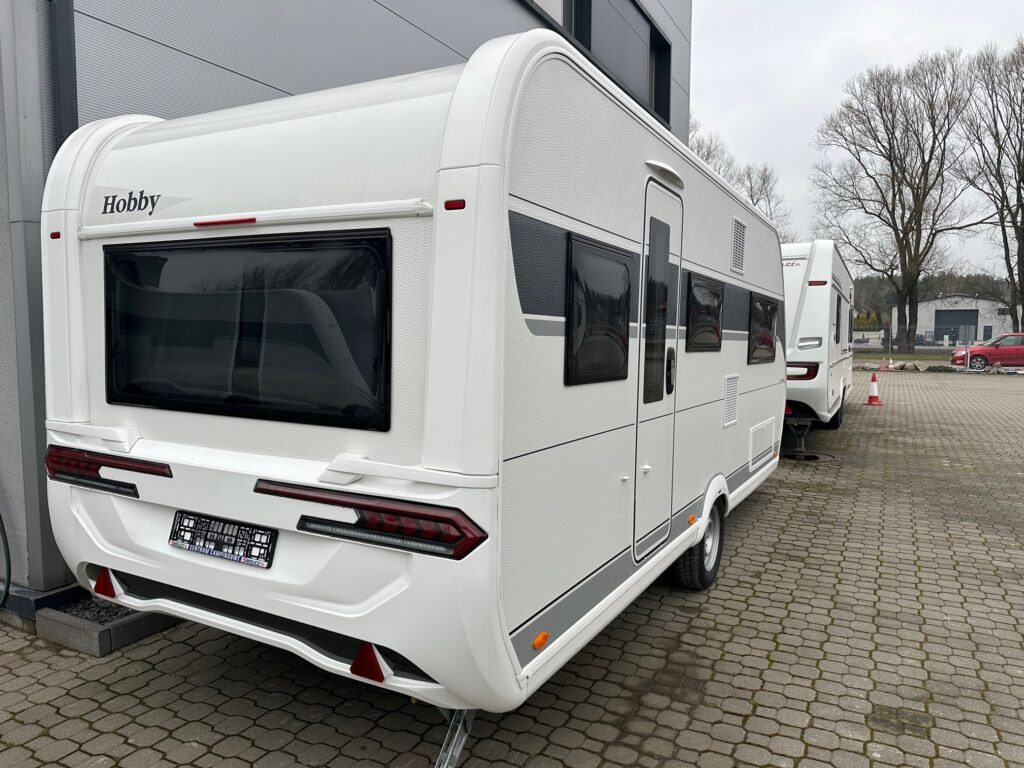 DE LUXE 495 UL 2024 - Dzīvojamais treileris: foto 3 DE LUXE 495 UL 2024 - Dzīvojamais treileris: foto 3