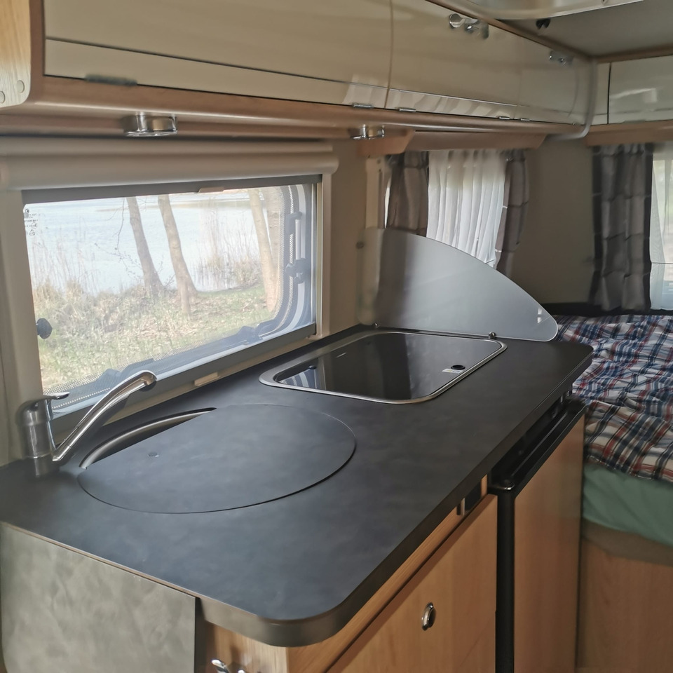 Dzīvojamais treileris Eriba Triton 430 60 Jahre Edition 2022: foto 14