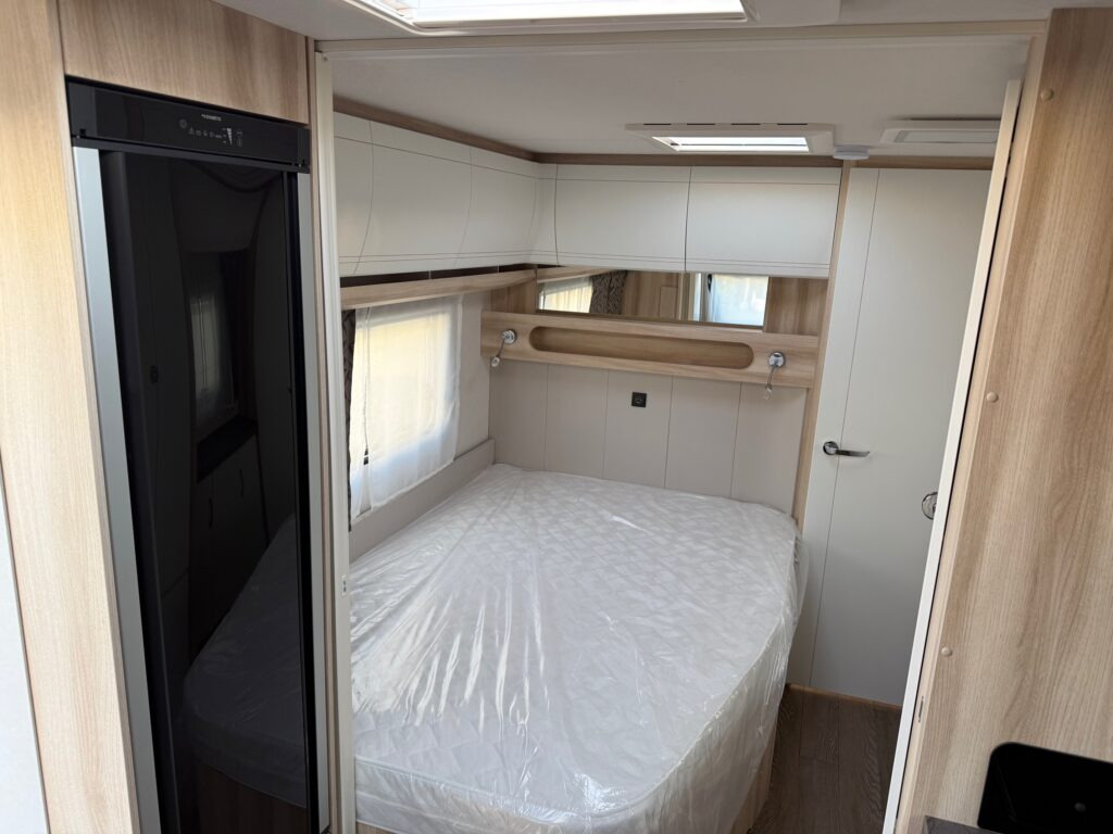 Jaunā Dzīvojamais treileris HOBBY DE LUXE 495 WFB 2025: foto 7