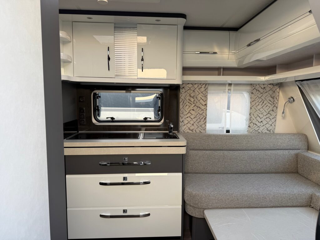 HOBBY EXCELLENT 495 WFB 2025 - Dzīvojamais treileris: foto 5 HOBBY EXCELLENT 495 WFB 2025 - Dzīvojamais treileris: foto 5