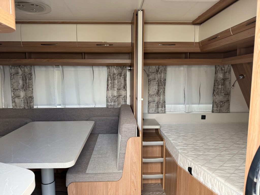 Hobby 545 KMF DE LUXE 2021 - Dzīvojamais treileris: foto 5 Hobby 545 KMF DE LUXE 2021 - Dzīvojamais treileris: foto 5