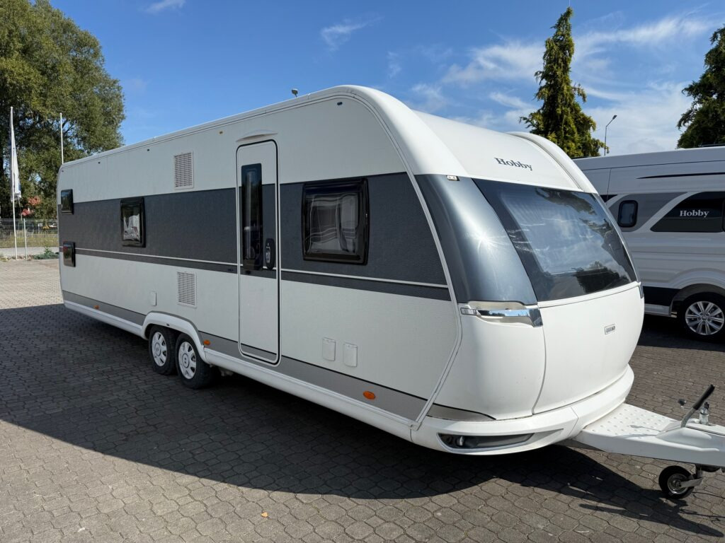 Hobby 720 KWFU Prestige 2020 - Dzīvojamais treileris: foto 1 Hobby 720 KWFU Prestige 2020 - Dzīvojamais treileris: foto 1